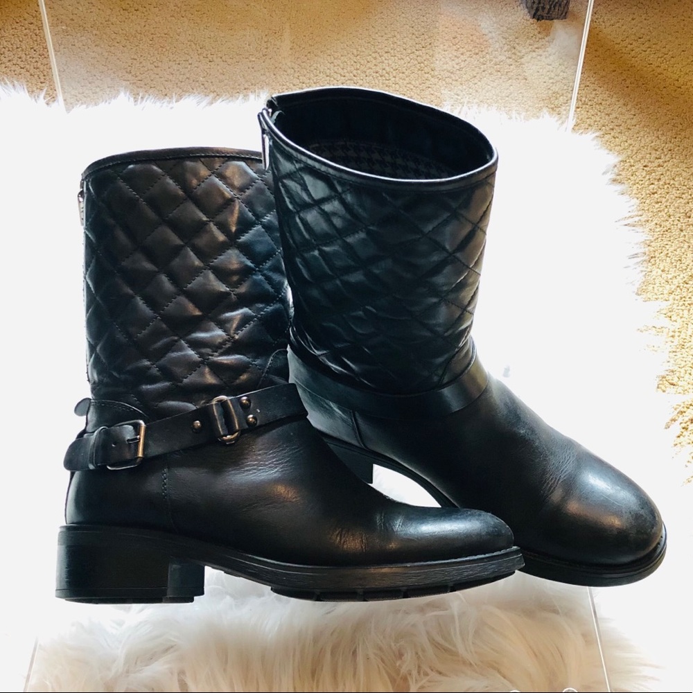 Aquatalia bike boots.